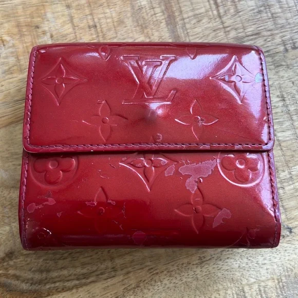 Louis Vuitton Vintage Vernis Double Flap Red Leather Wallet with Chain & Insert - Picture 4 of 17